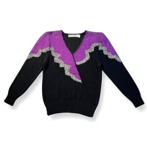 'White Wheeler & Martha' Vintage Purple and Black V-Neck Sweater Size Medium